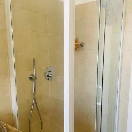 Apartment Luxury On The Lake Baveno