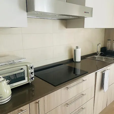 Luxury On The Lake Apartman *