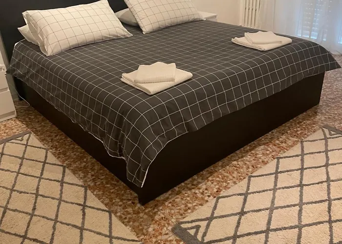 Luxury On The Lake דירה *